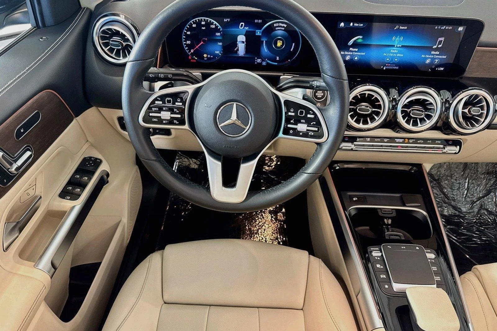 Used 2022 Denim Blue Metallic Mercedes-Benz GLB 250 image 21