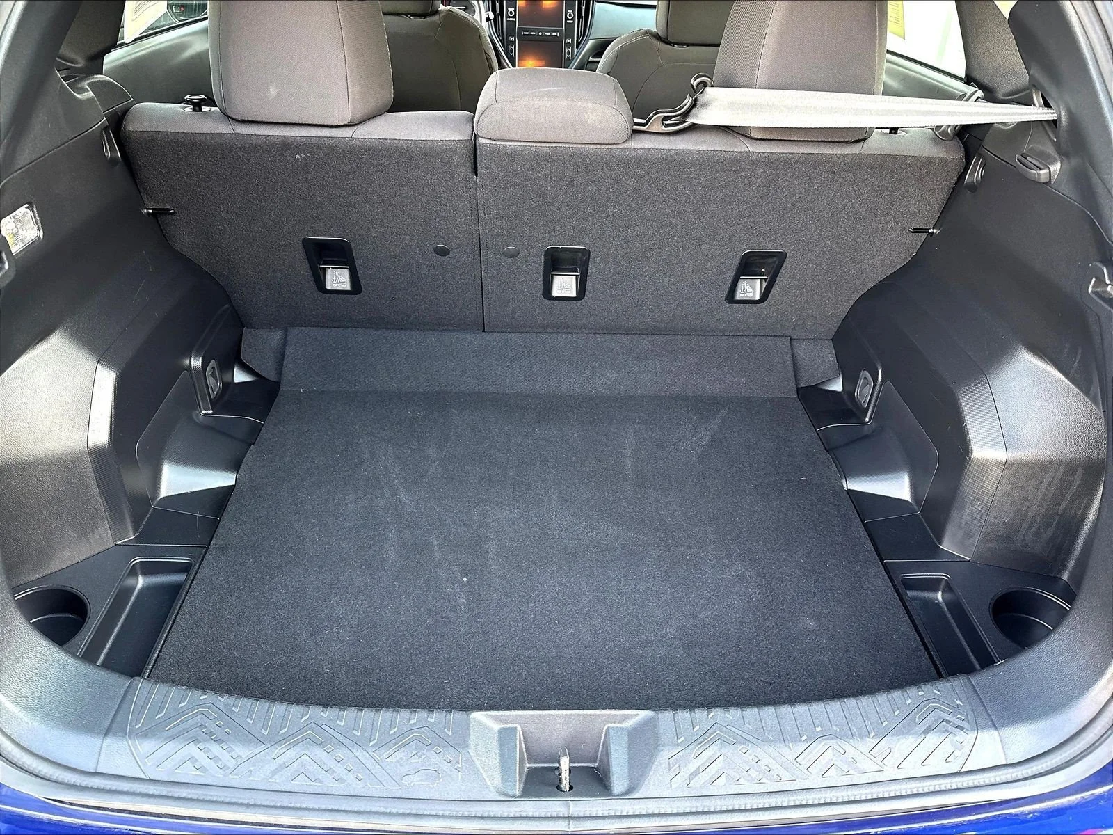 Used 2024 Sapphire Blue Pearl Subaru Base image 35