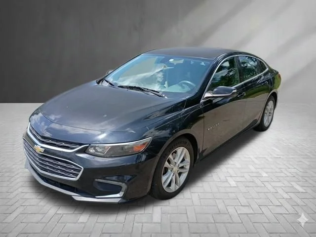 Used 2016 Black Chevrolet LT image 10