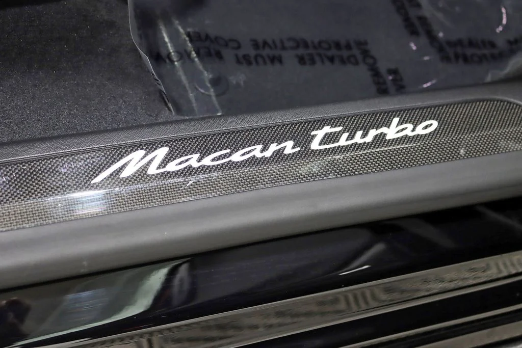 2025 Porsche Macan Electric Turbo