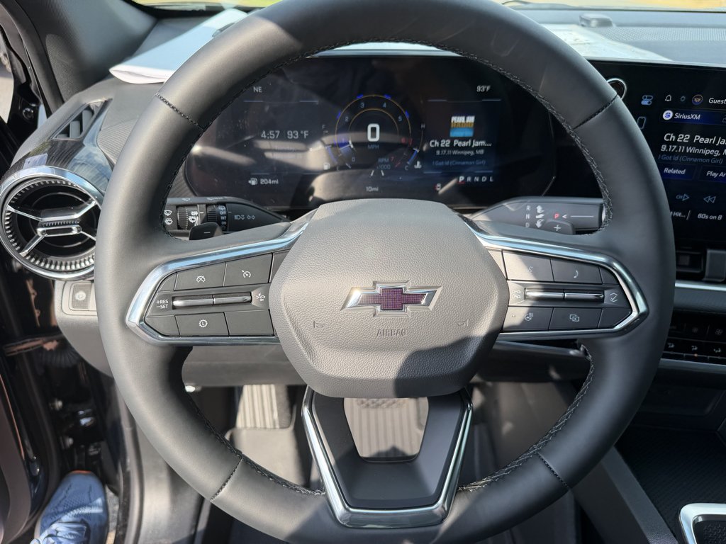 New 2027 Mosaic Black Metallic Chevrolet LT image 23