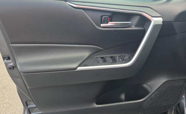 Used 2023 Gray Toyota XLE Premium image 11