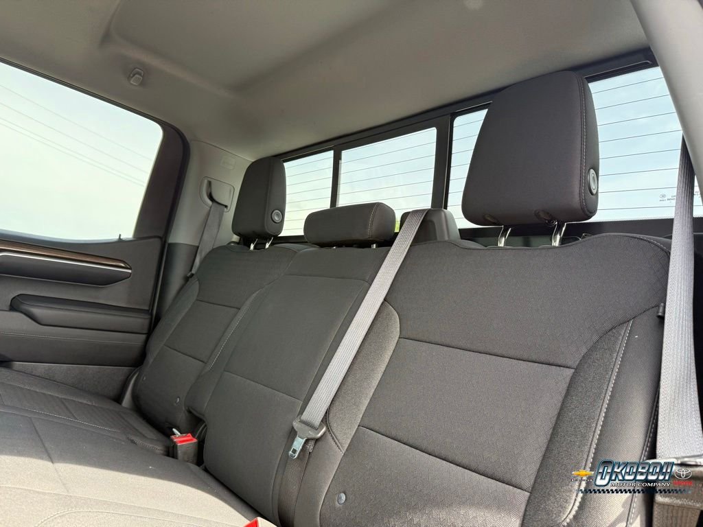 Used 2022 White Chevrolet RST image 19