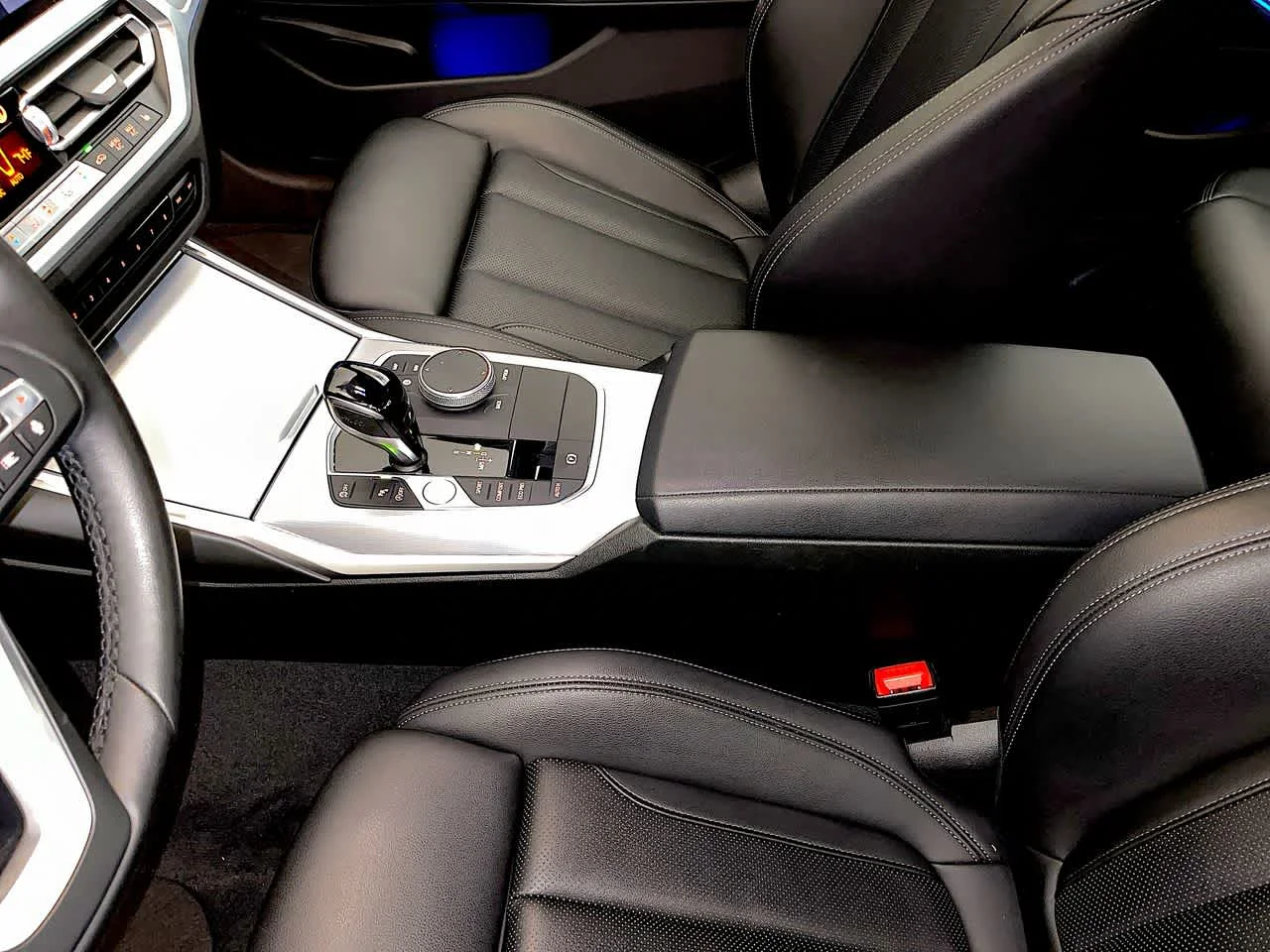 2022 BMW 3 Series 330i - Photo 13