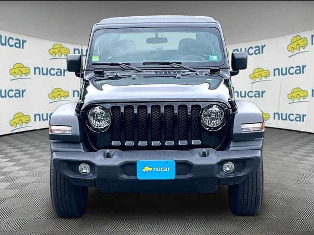 Used 2023 Black Jeep Sport image 3