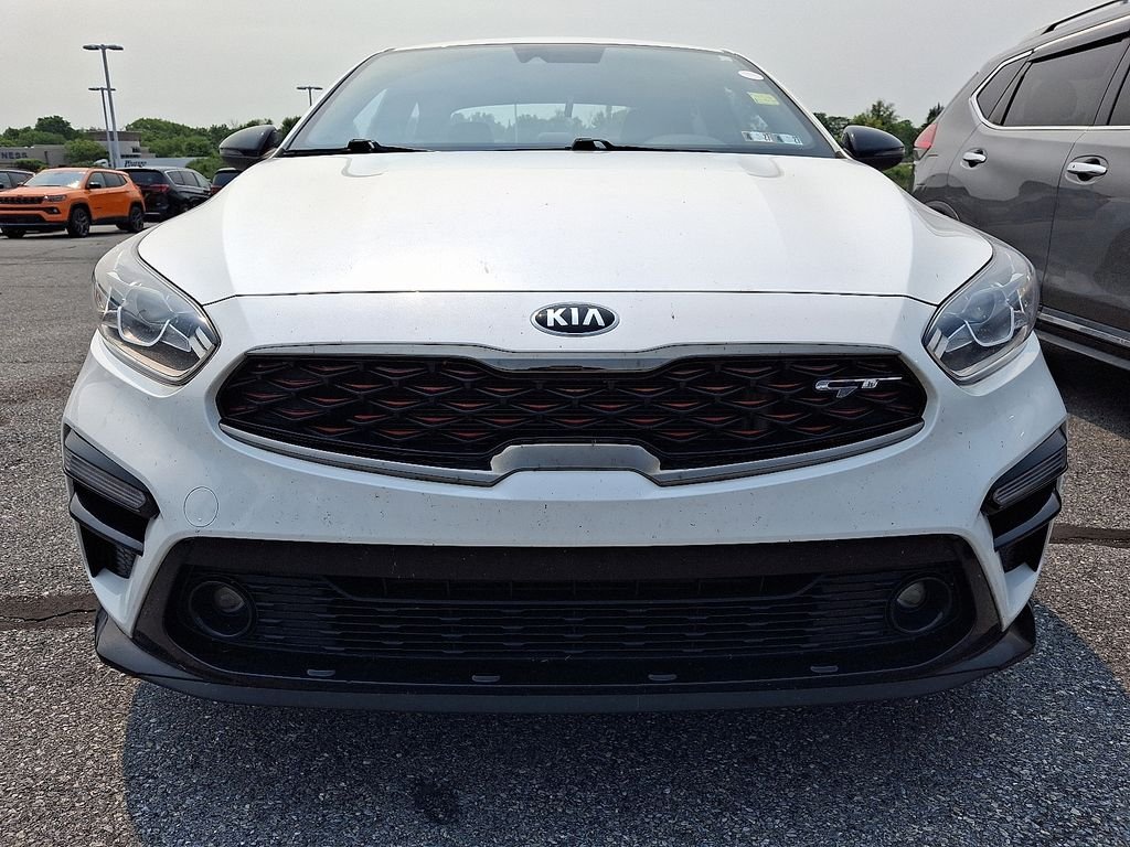 Used 2021 White Kia GT image 2