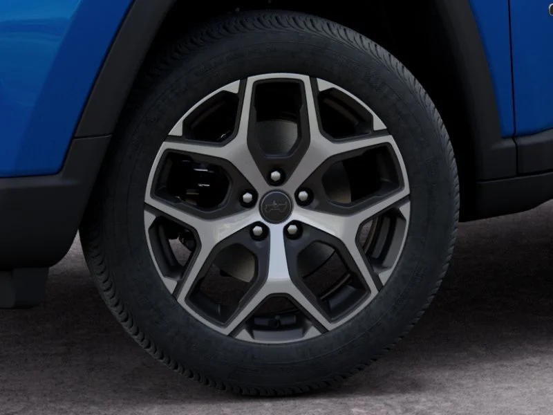 New 2026 Hydro Blue Pearl-Coat Exterior Paint Jeep Limited image 37