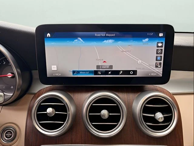 Used 2022 Black Mercedes-Benz GLC 300 image 21