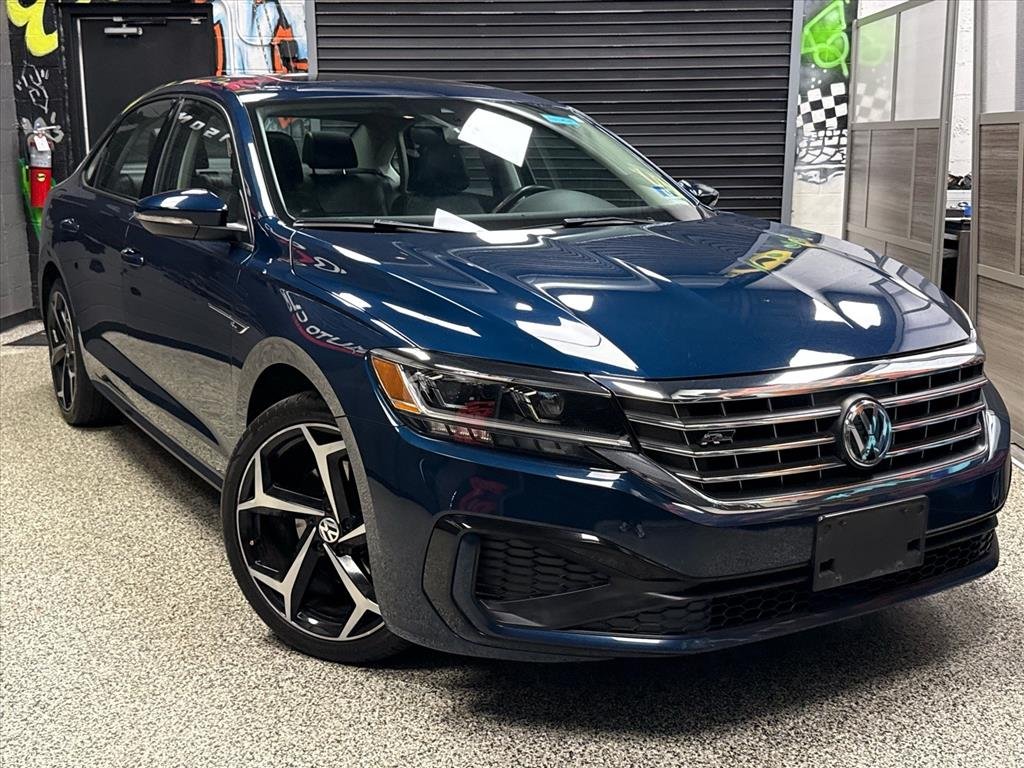 2020 Volkswagen Passat R-Line