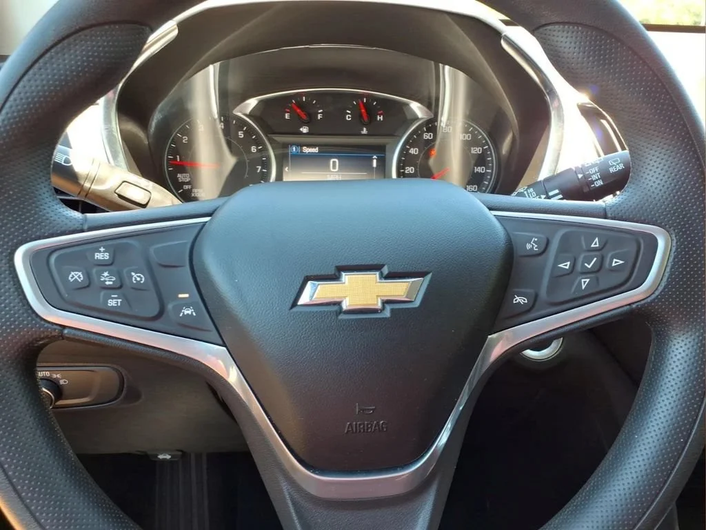 Certified Used 2022 Summit White Chevrolet LT image 12