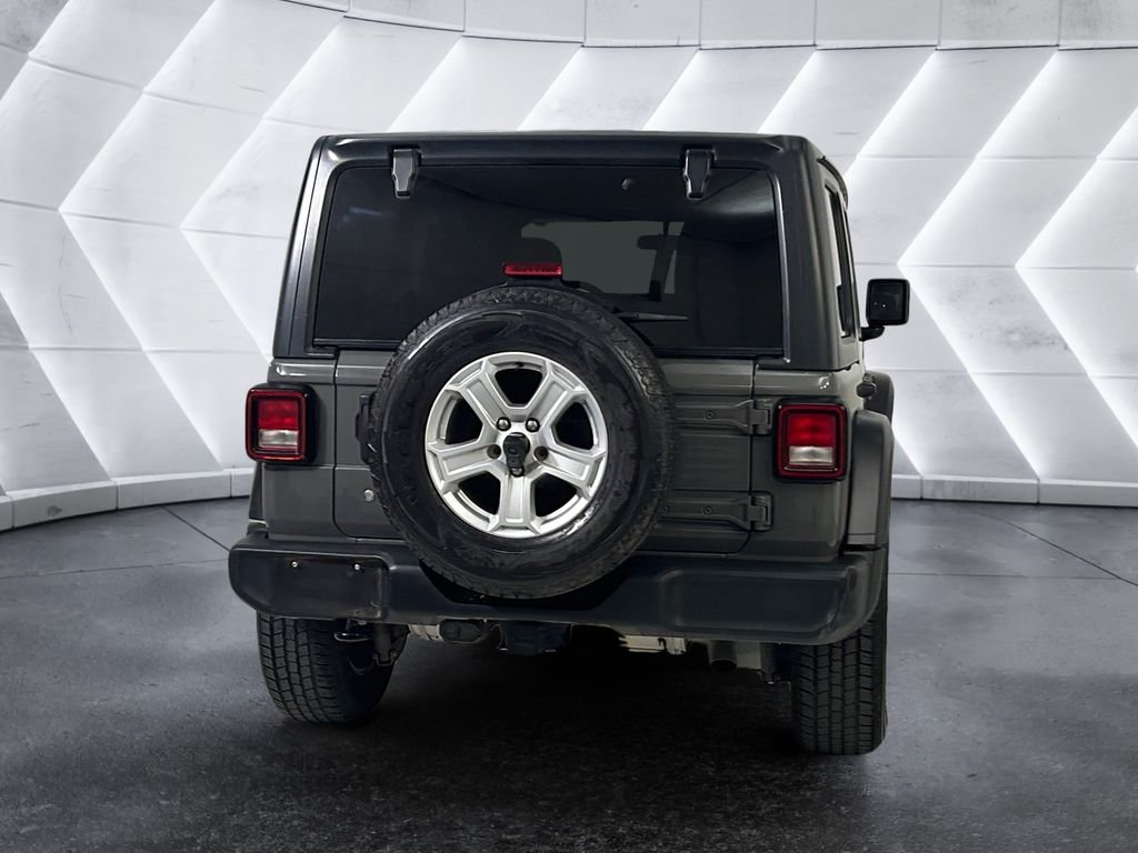 Used 2019 Gray Jeep Unlimited Sport S image 5