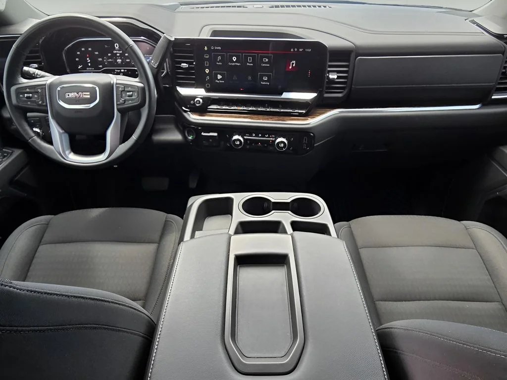Used 2025 Sterling Metallic GMC SLE image 23