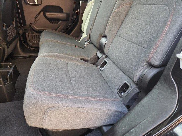 Used 2026 Black Clearcoat Jeep Rubicon image 21