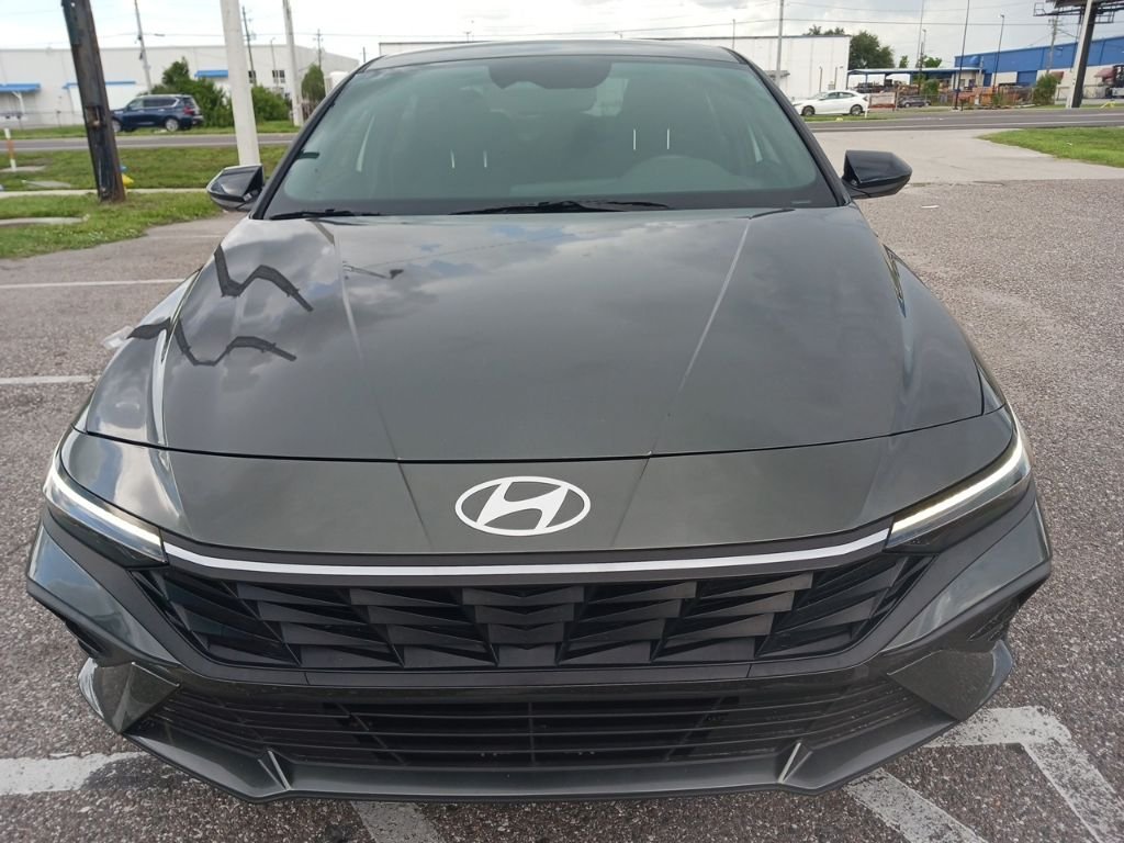 2025 Hyundai Elantra SEL - Photo 8