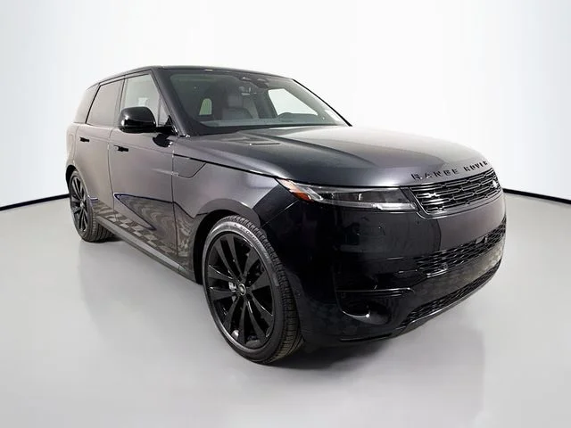 Used 2025 Santorini Black Metallic Land Rover SE image 3