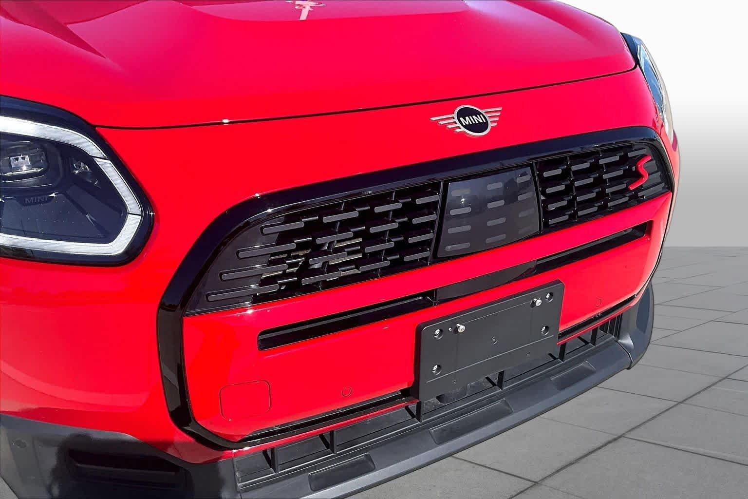 Used 2026 Chili Red II MINI S image 28