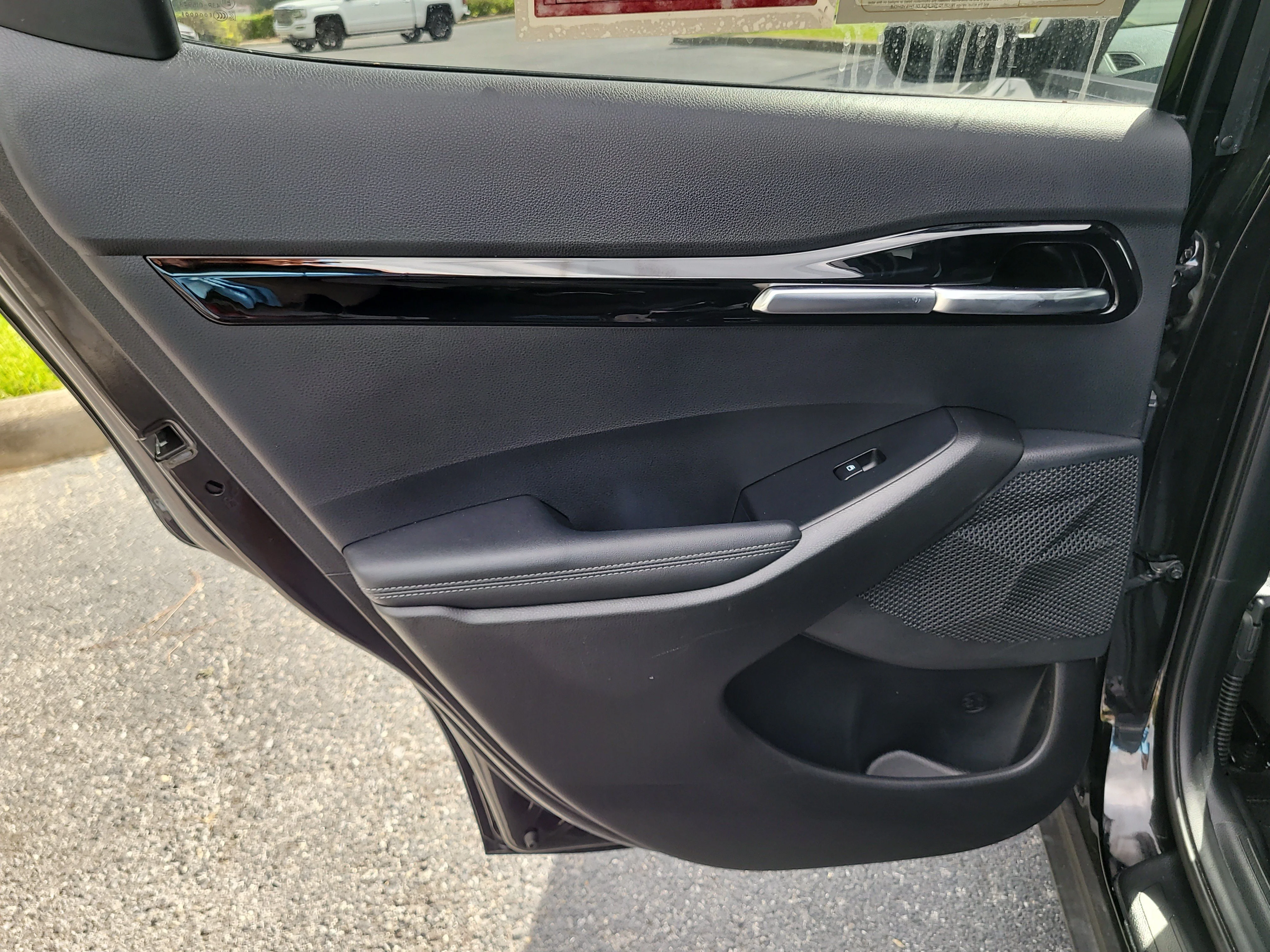 Used 2025 Fusion Black Kia S image 11