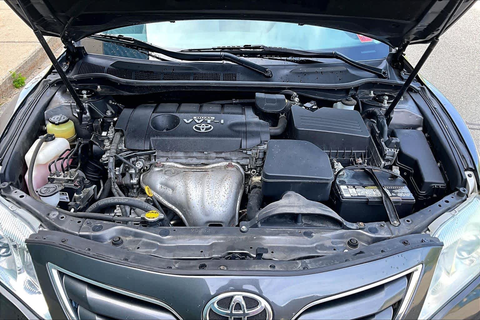 Used 2010 Magnetic Gray Metallic Toyota LE image 28