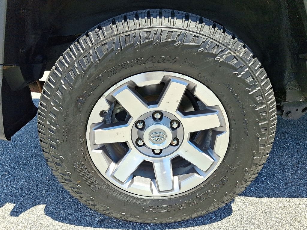 Used 2014 Black Toyota Base image 9