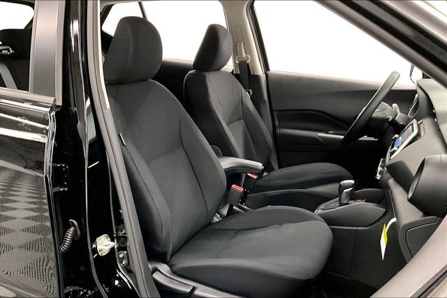 2025 Nissan KICKS PLAY Base - Photo 34