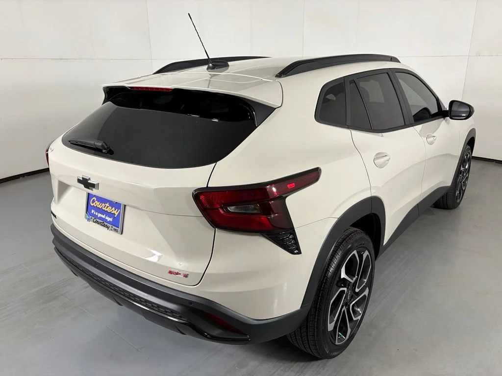 New 2026 White Sands Chevrolet 2RS image 10