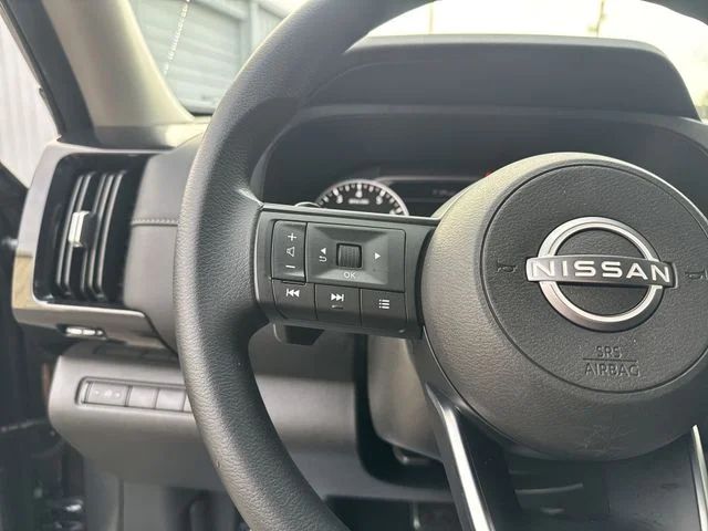 Used 2024 Gray Nissan S image 17