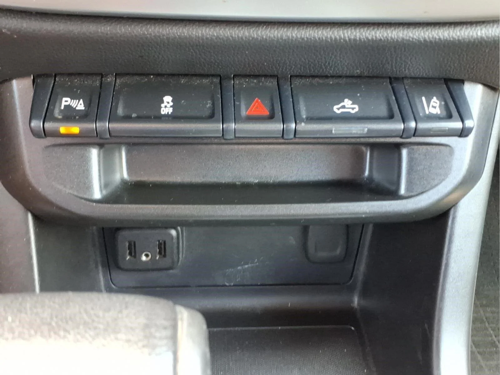 Used 2021 SATIN STEEL METALLIC Chevrolet 2WD LT image 27