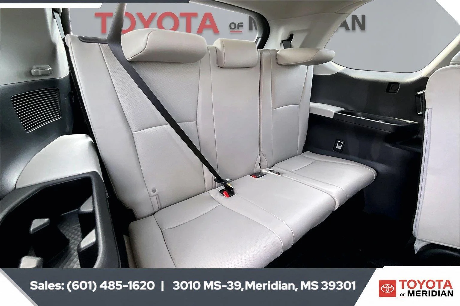 Used 2025 Celestial Silver Metallic Toyota XLE image 21