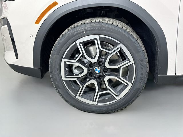 Used 2026 Beige BMW xDrive28i image 30