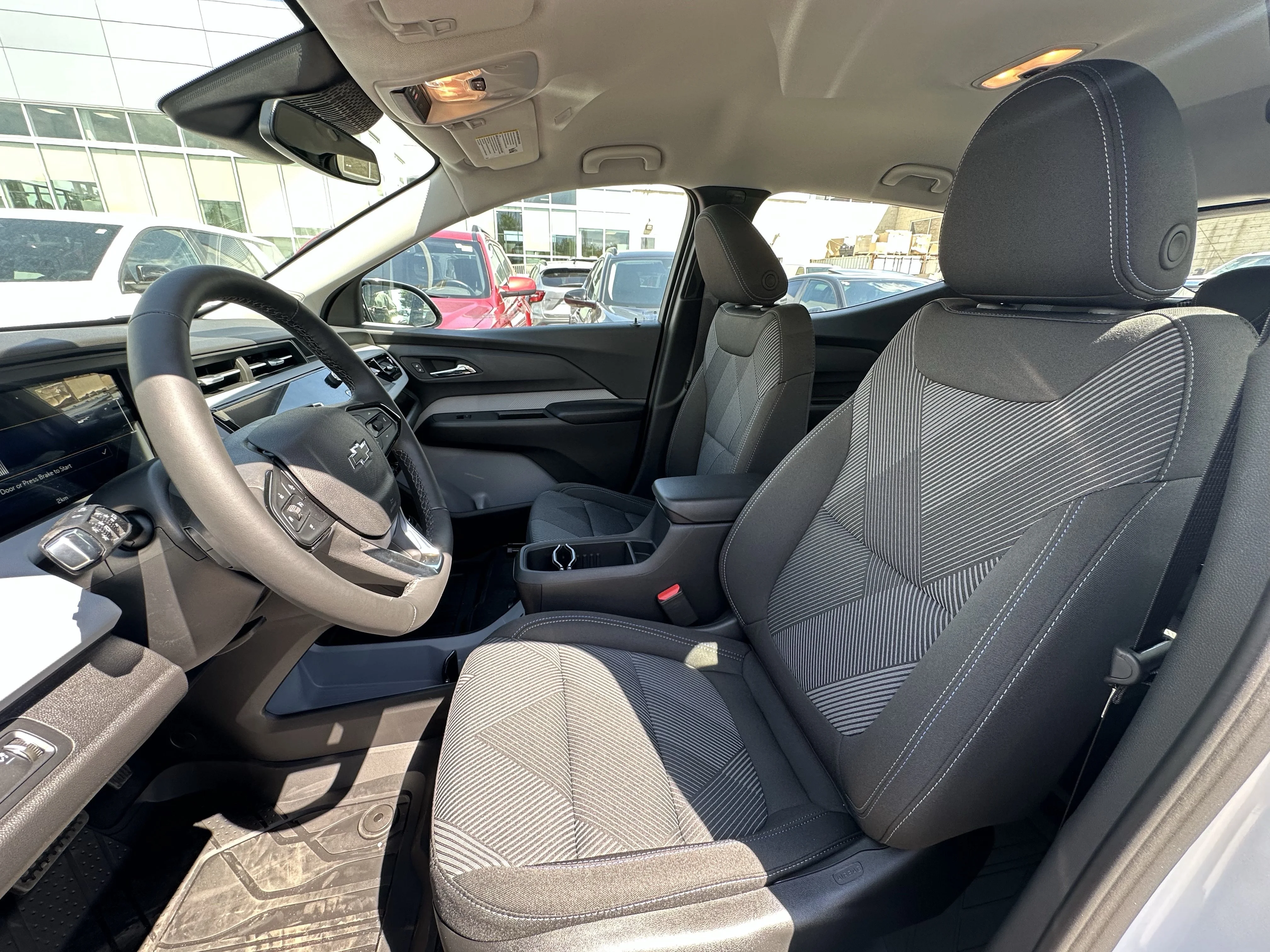 New 2027 Summit White Chevrolet LT image 10