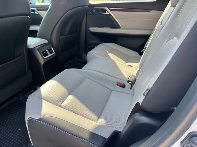 Used 2018 White Lexus 350L image 20
