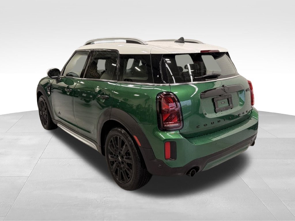 Certified Used 2024 Green MINI  image 3