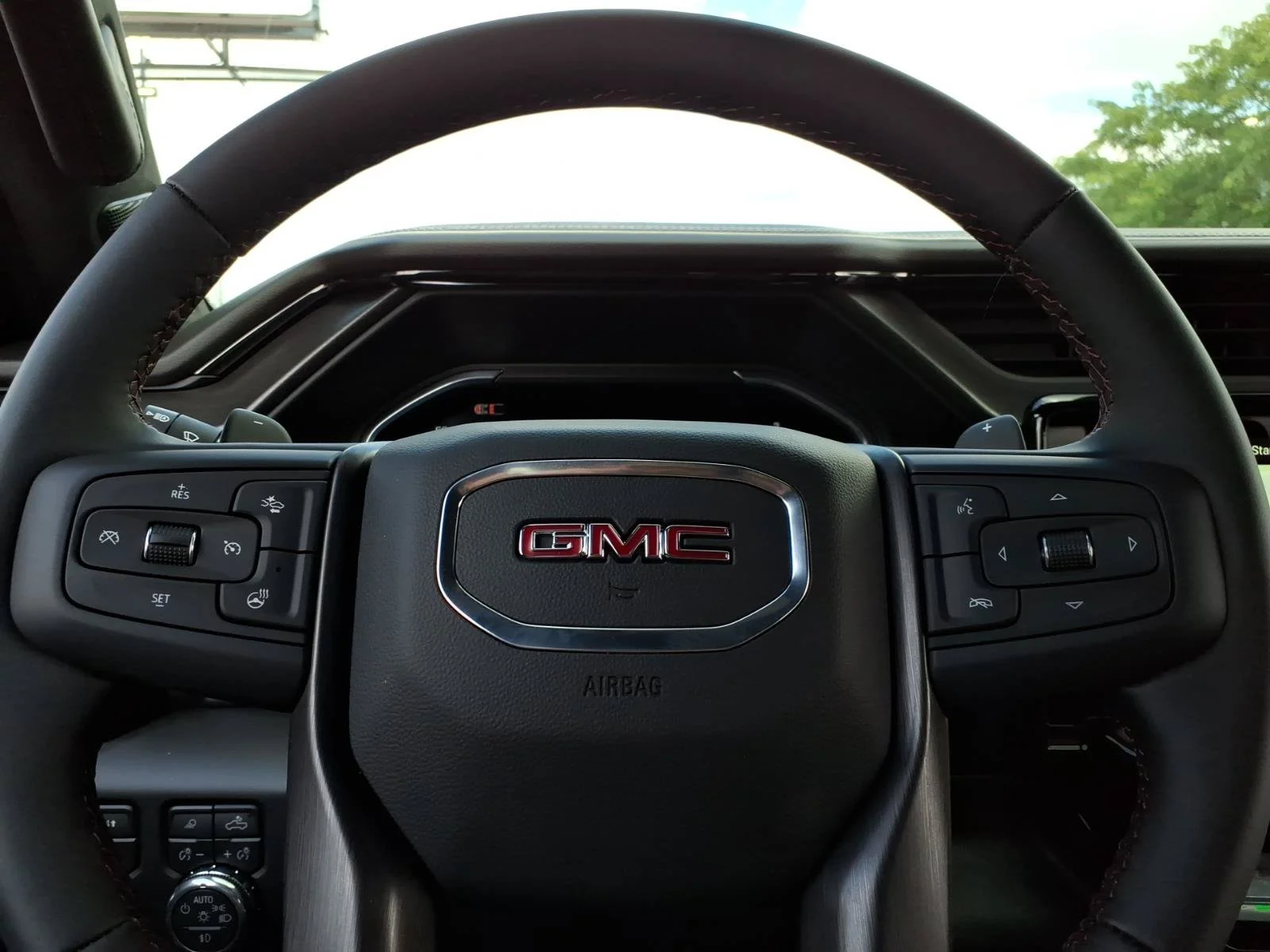 2026 GMC Sierra 1500 AT4X - Photo 22