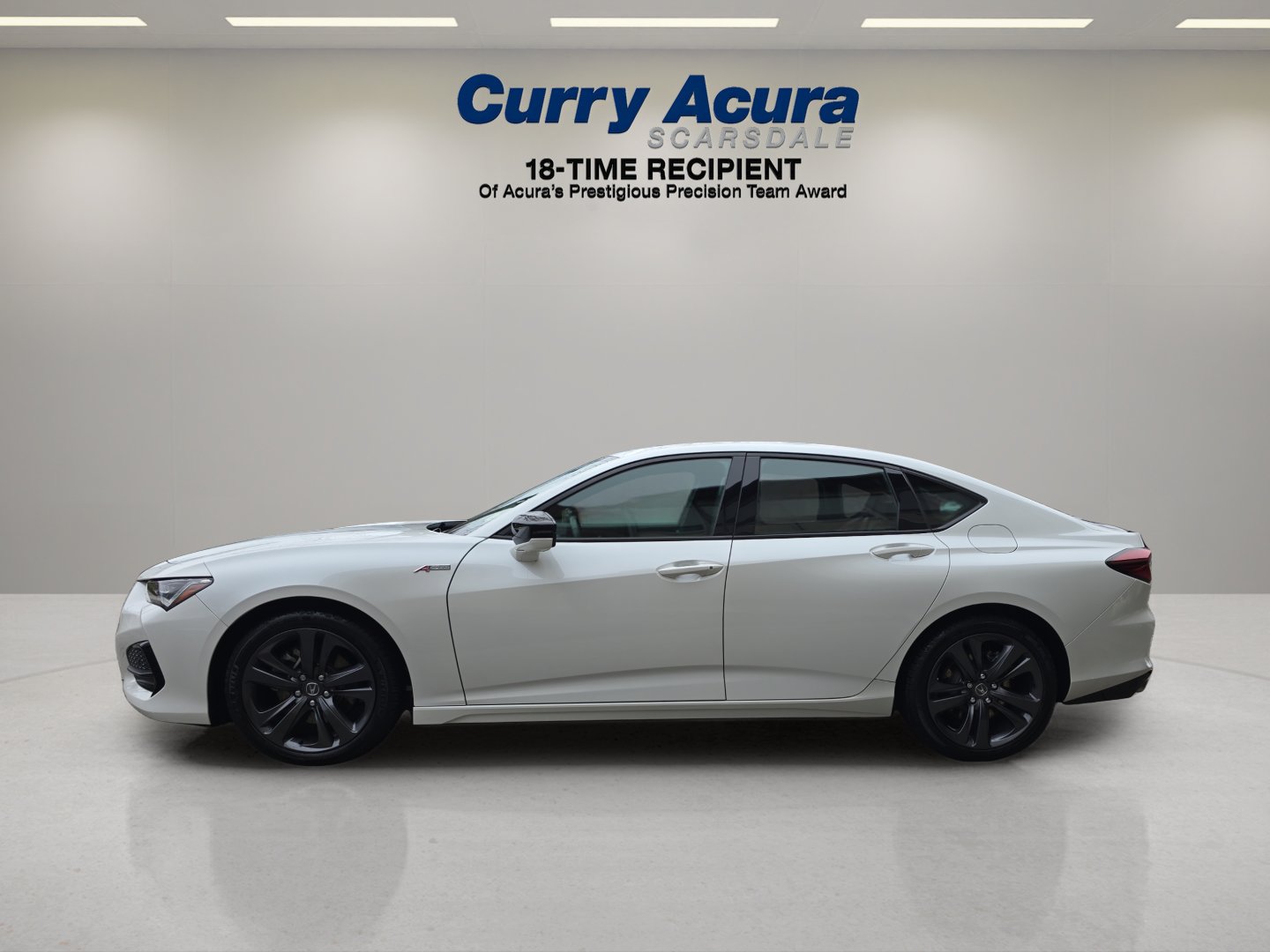 Used 2022 White Acura SH-AWD w/A-Spec Package image 7