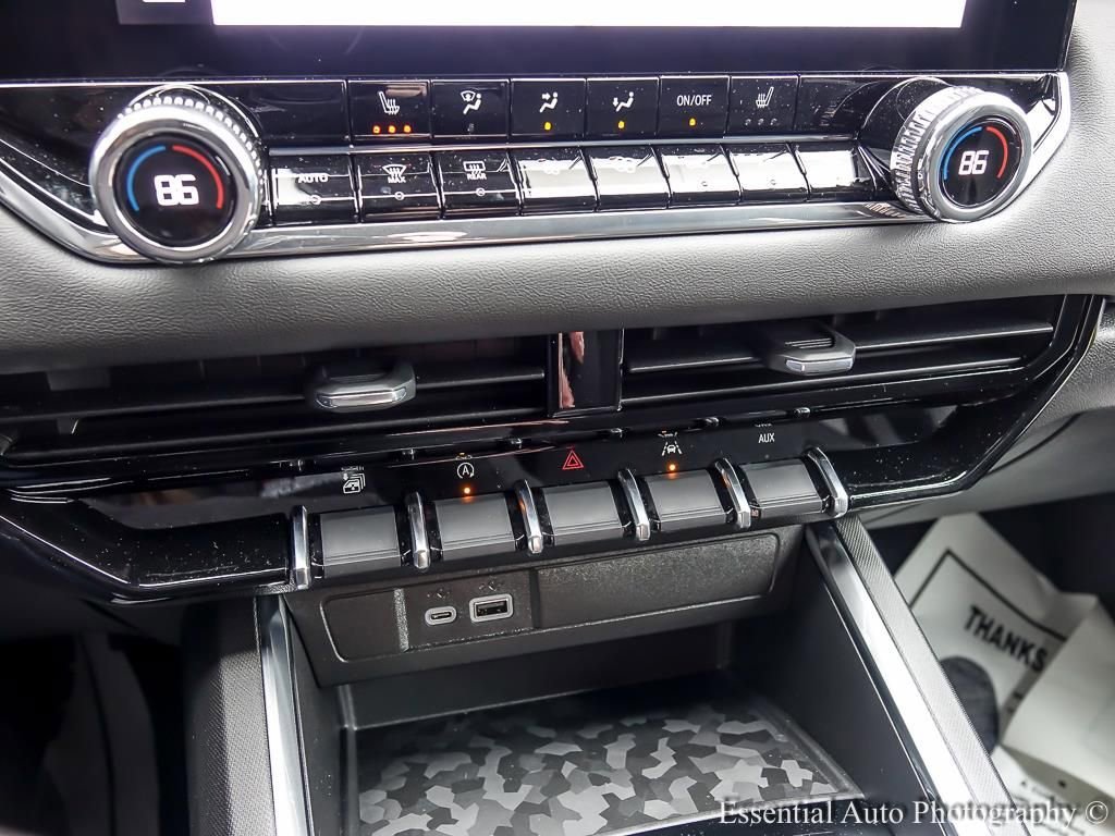 2026 GMC CANYON - Image 15