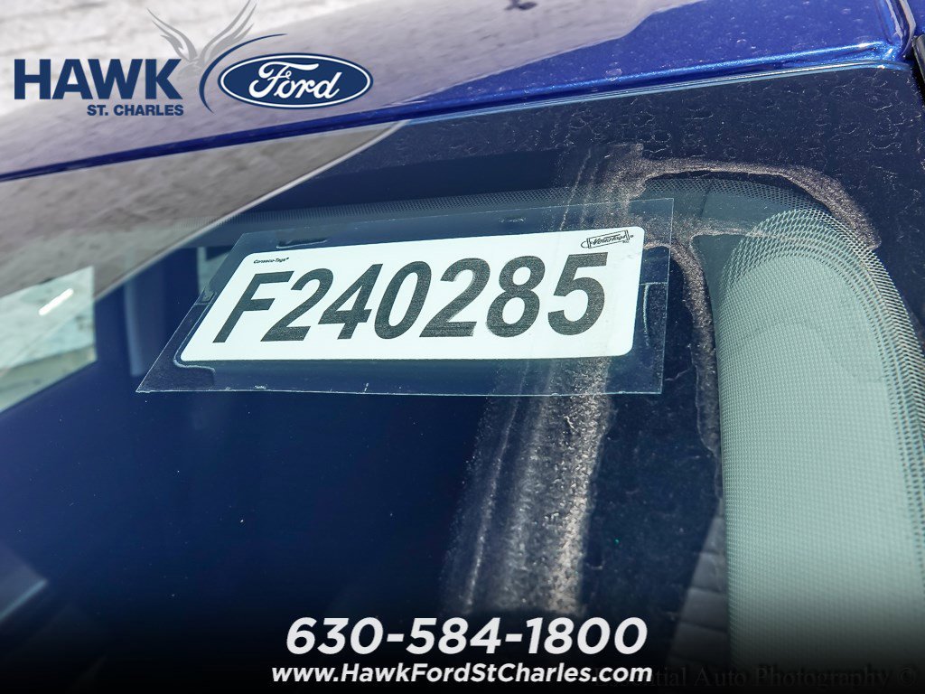 New 2024 Atlas Blue Metallic Ford SE image 18