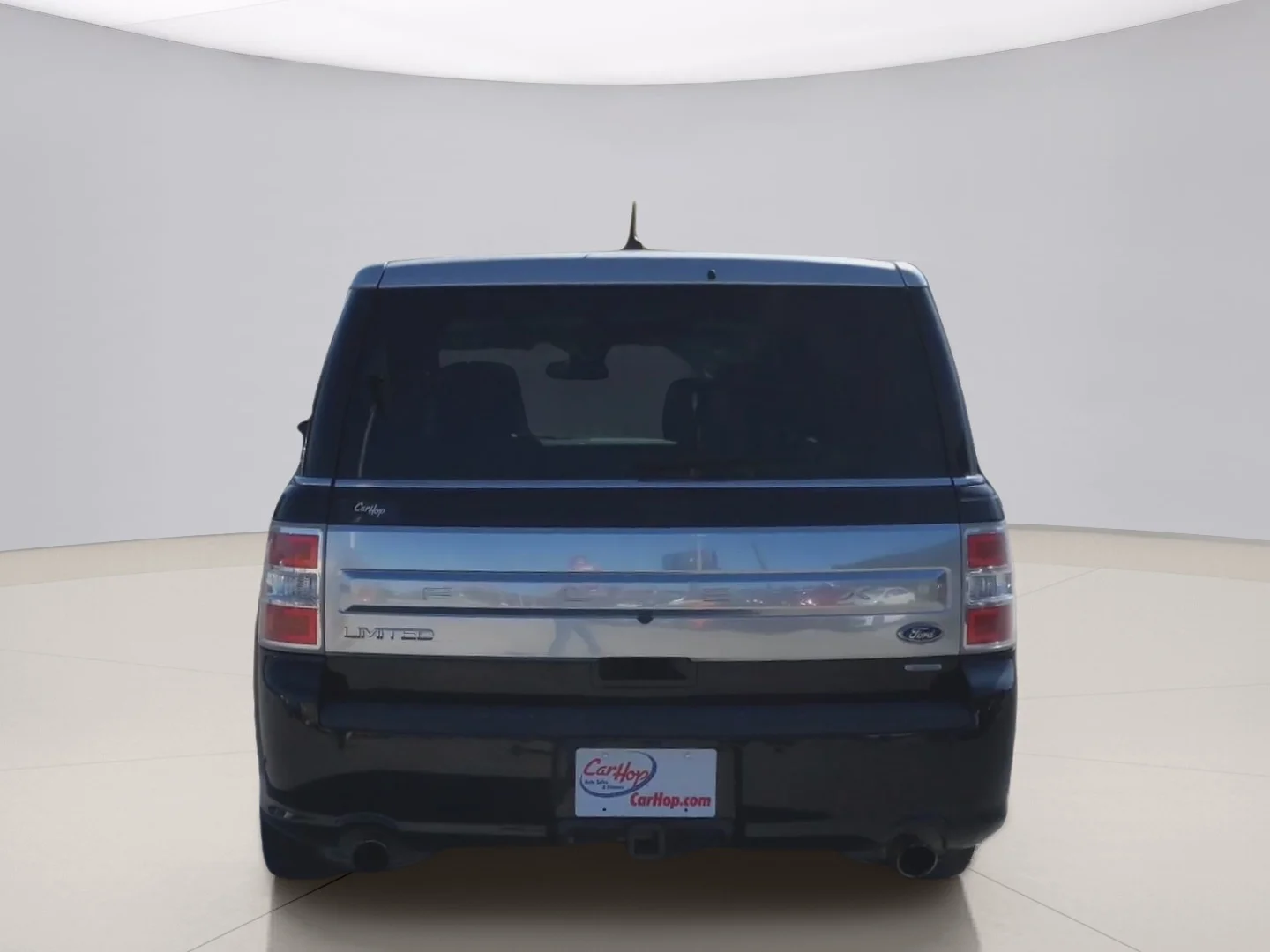 Used 2017 Black Ford LIMITED image 4