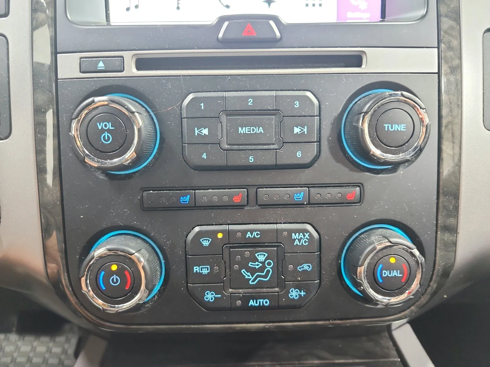 Used 2017 Black Ford Limited image 18