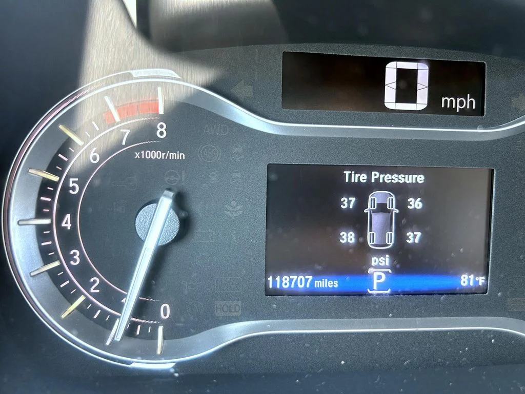 Used 2018 Blue Honda EX-L image 14