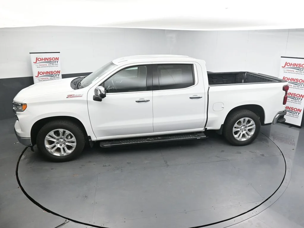 Used 2023 White Chevrolet LTZ image 29
