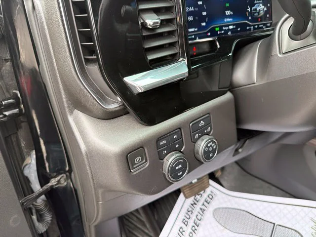 Used 2023 BLACK Chevrolet LT Trail Boss image 30
