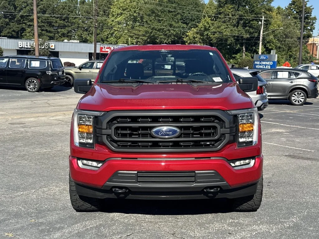 Used 2022 Red Ford XLT image 2