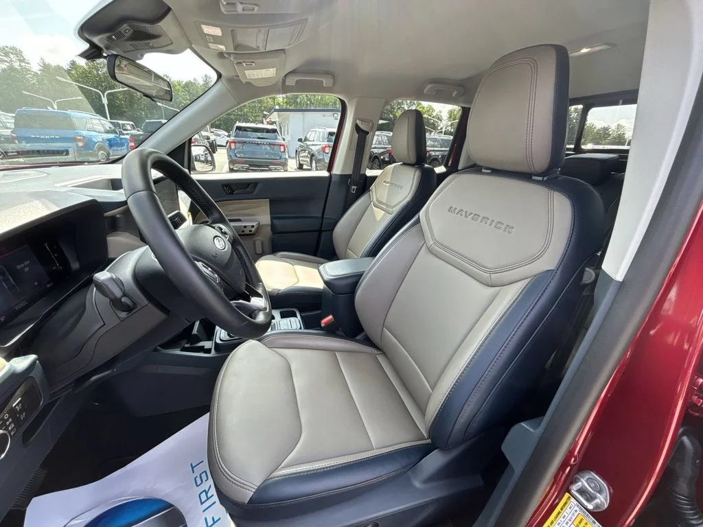Used 2025 Red Ford Lariat image 13