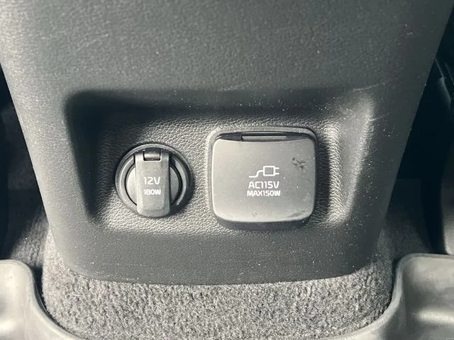 Used 2025 Green Kia SX-Prestige X-Line image 42