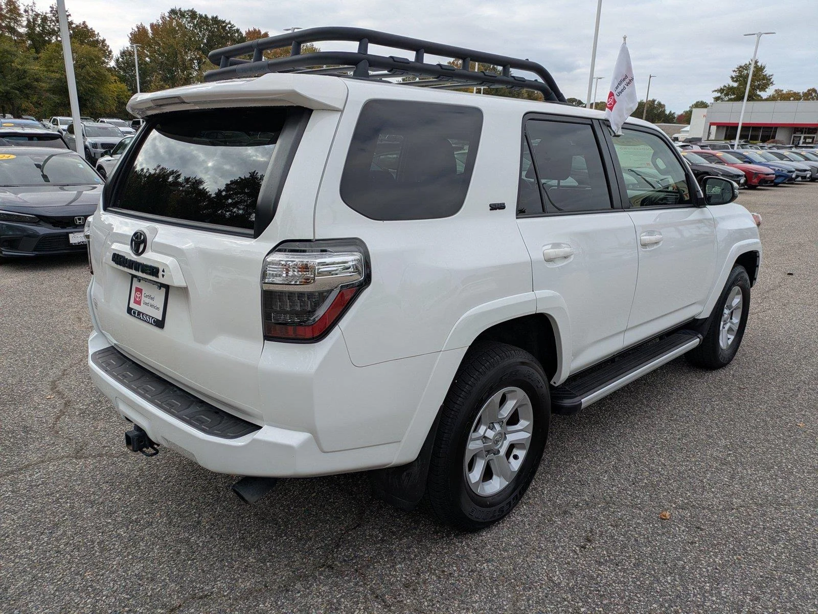 Certified Used 2023 Ice Cap Toyota SR5 Premium image 4