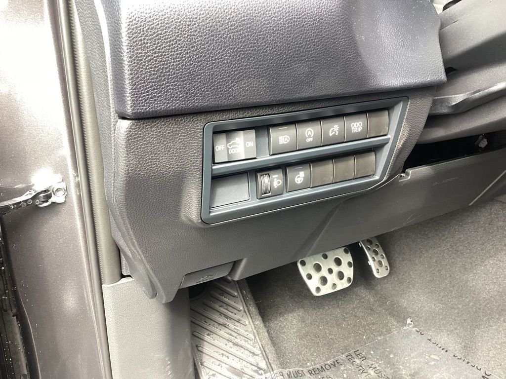 2025 Toyota Tundra SR5 - Photo 25