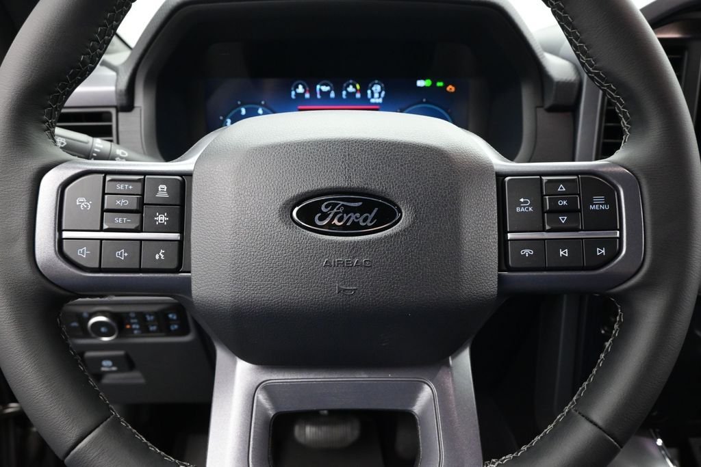 New 2026 Carbonized Gray Metallic Ford XLT image 11