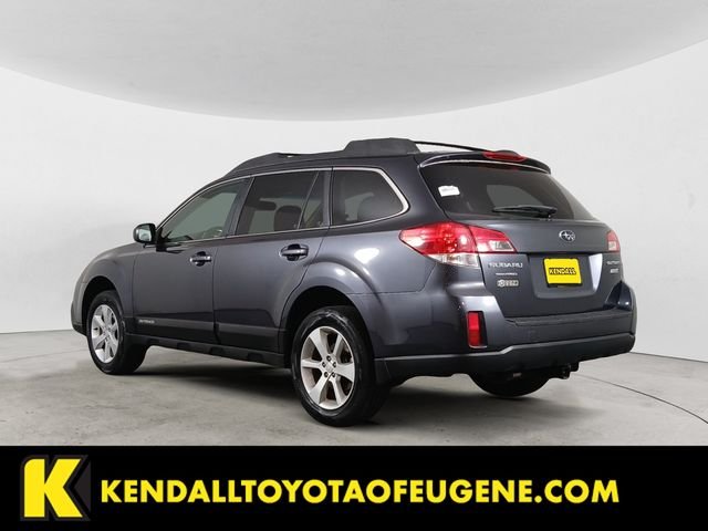 Used 2013 Gray Subaru 2.5i Premium image 2