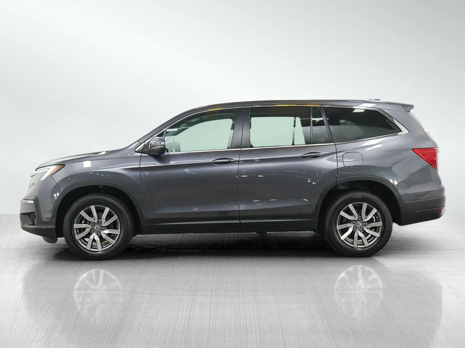 Used 2019 Honda Pilot EX-L with VIN 5FNYF6H57KB093172 for sale in Burnsville, Minnesota