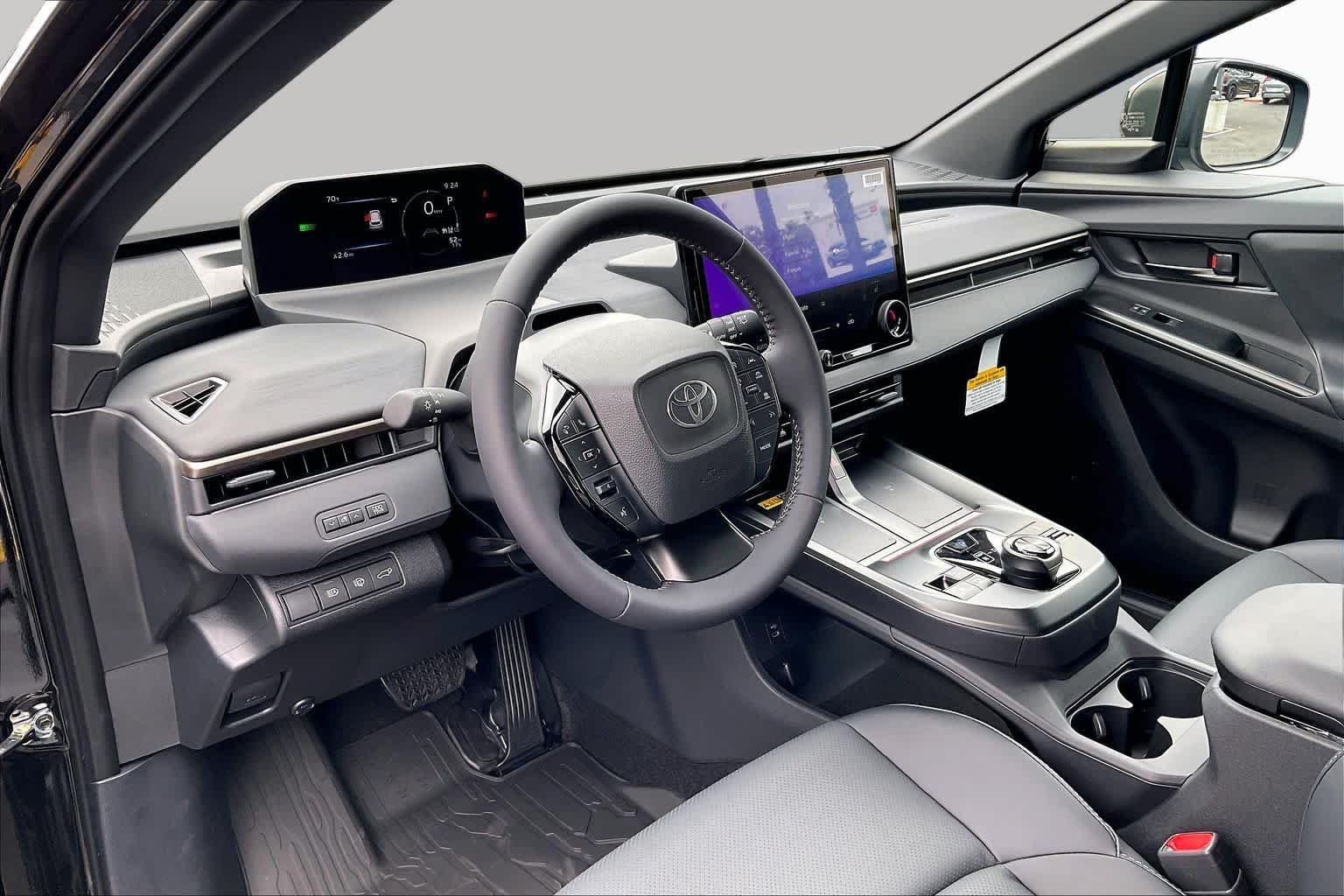 2026 Toyota bZ Woodland Woodland - Photo 8